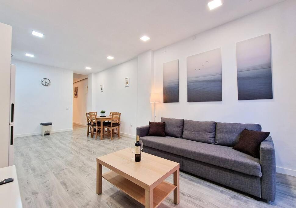 Apartamento Altimiras 'Las Ventas' マドリード エクステリア 写真